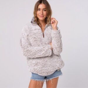 Host Pick Thread & Supply Gray Lazy Sunday 1/4 Zip Sherpa Pullover